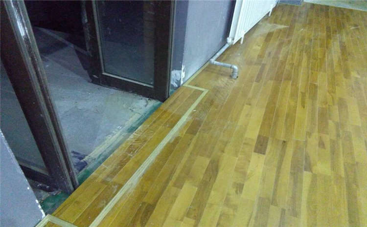 楓木舞臺木地板施工技術