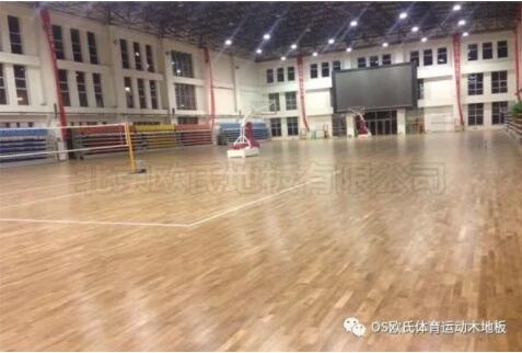 包頭市回民中學(xué)運(yùn)動館木地板案例